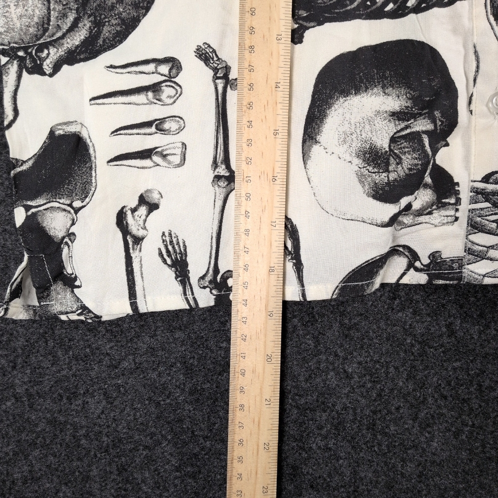 Anatomical Skeleton Sepia Boxy Girls Crop Button-Up - Picture 6 of 8
